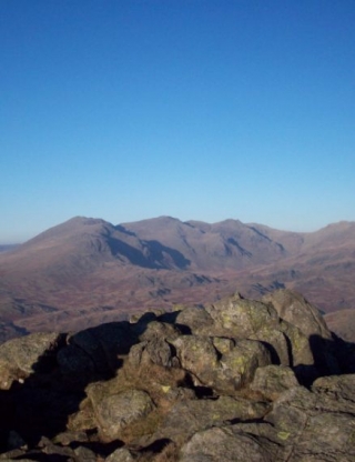  Affacciato sulle terre dei laghi 